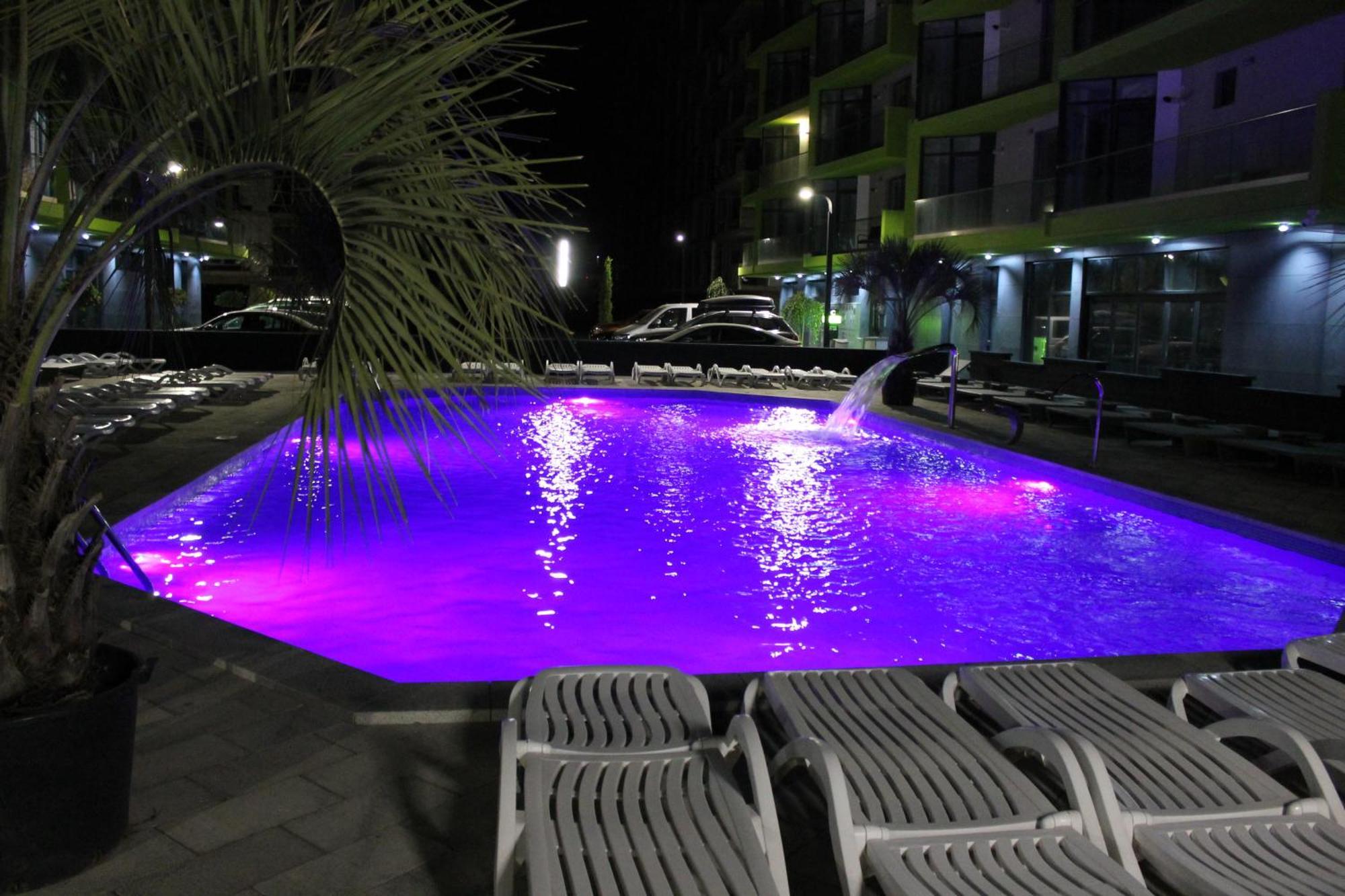 On Beach-Mamaia Residence Navodari Ngoại thất bức ảnh